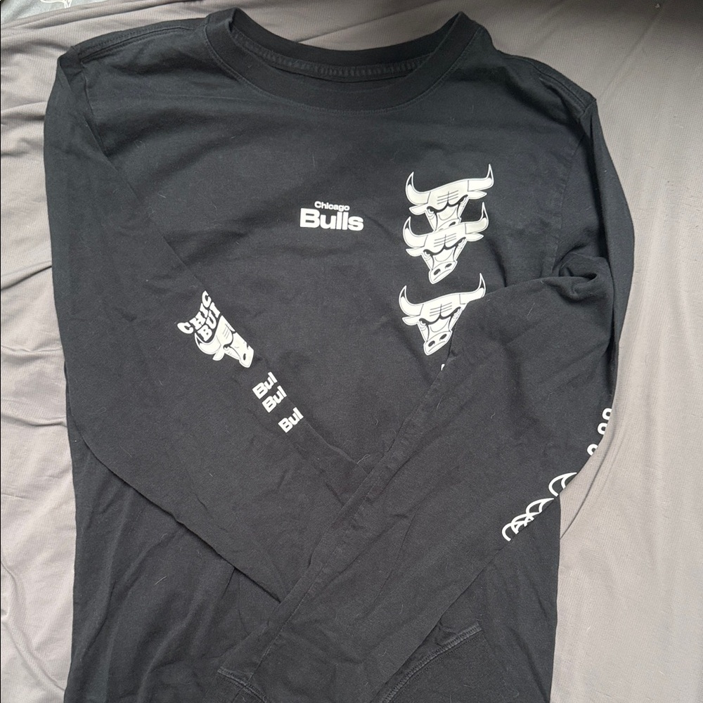 Nike Black Long Sleeve Bulls Shirt